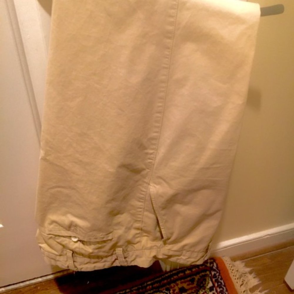 LIGHTWEIGHT, FLAT-FRONT KHAKIS 38x32